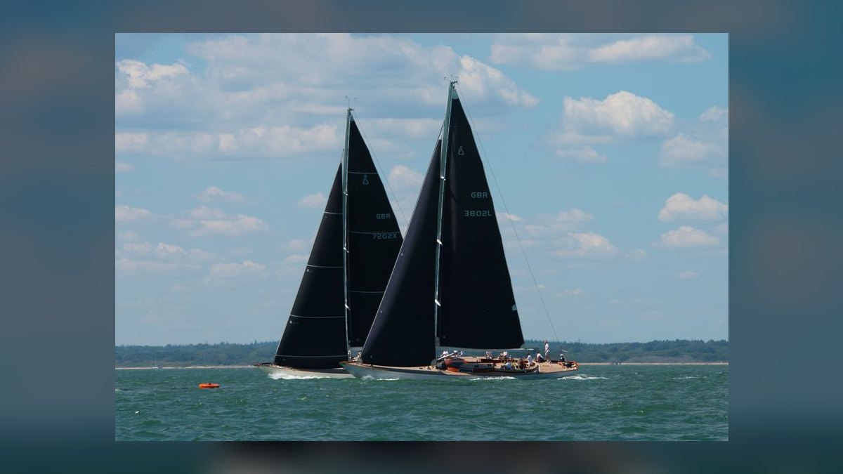 Top 10 Cruising Sailboats Under 40 Feet 2027 — figure 10