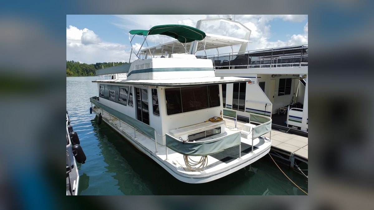 Top 10 Houseboat Models for Lake Living 2027 — figure 4