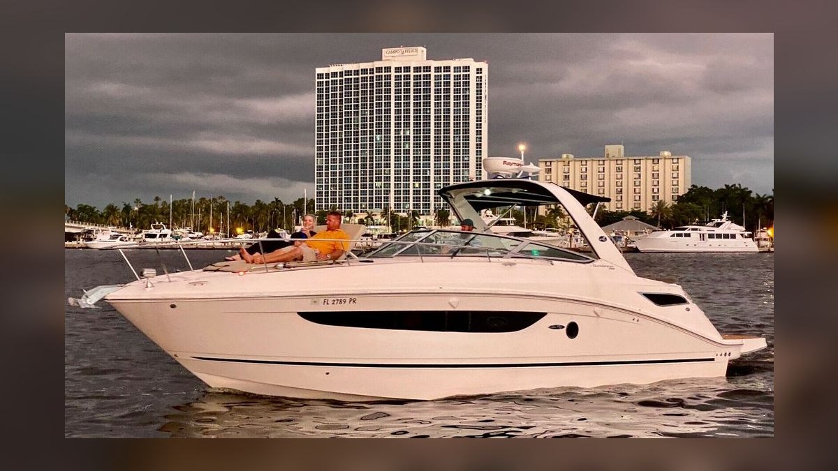 Top 10 Speed Boats 2014 — Best Overall + Best Value — figure 7