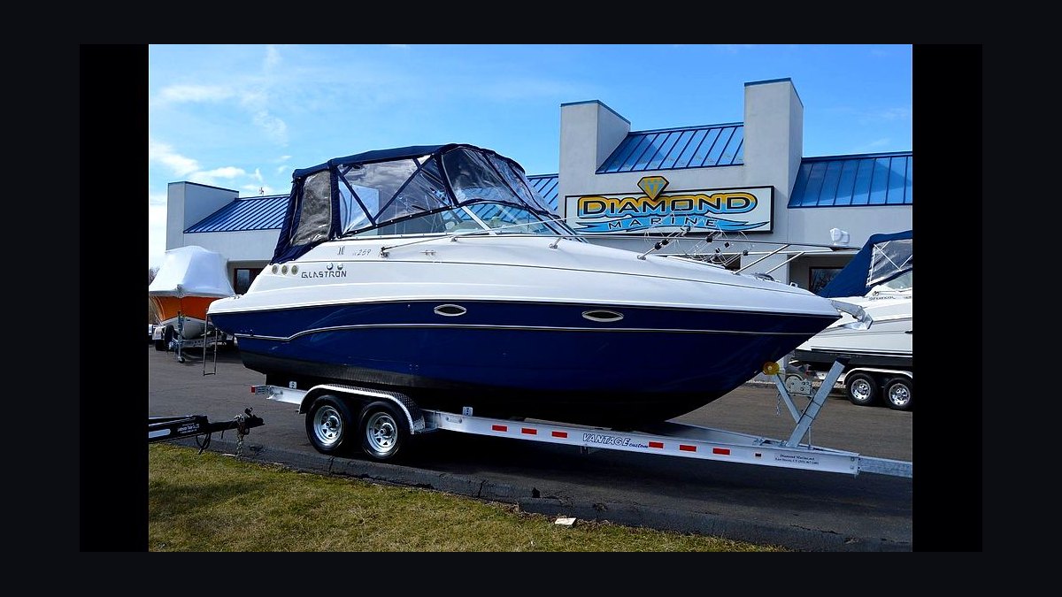 Top 10 Speed Boats 2013 — Best Overall + Best Value — figure 10
