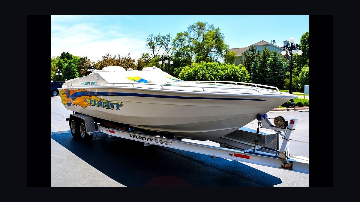 Top 10 Speed Boats 2007 — Best Overall + Best Value — figure 8