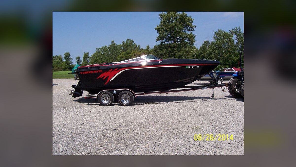 Top 10 Speed Boats 1995 — Best Overall + Best Value — figure 10