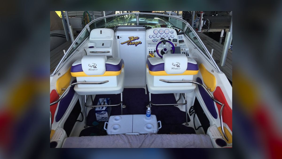 Top 10 Speed Boats 1995 — Best Overall + Best Value — figure 9