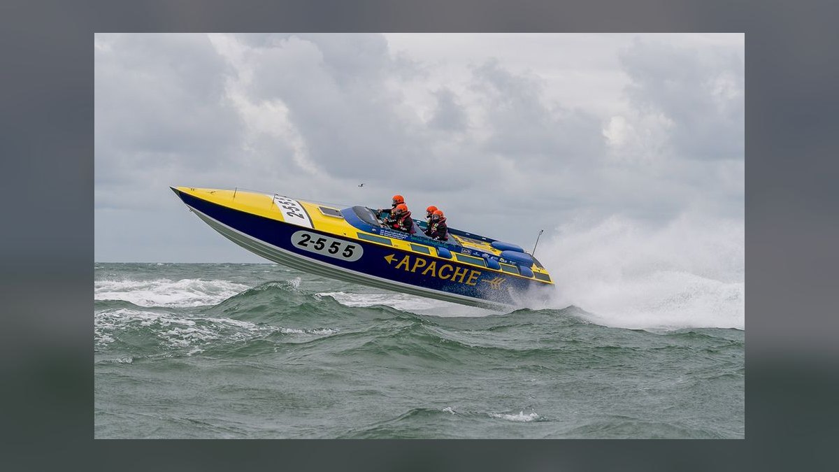 Top 10 Speed Boats 1991 — Best Overall + Best Value — figure 10