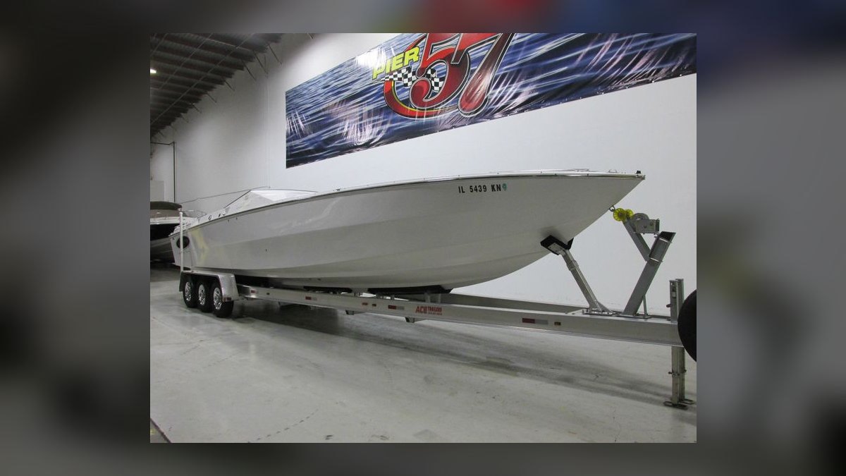 Top 10 Speed Boats 1990 — Best Overall + Best Value