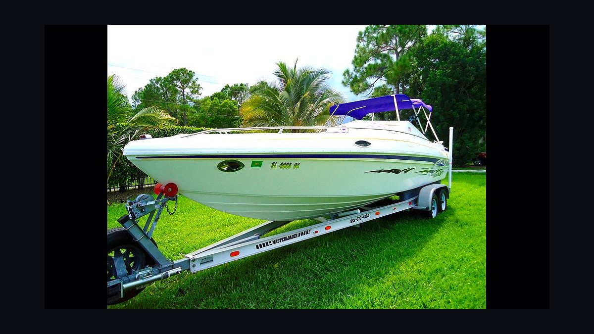Top 10 Speed Boats 1982 — Best Overall + Best Value — figure 9