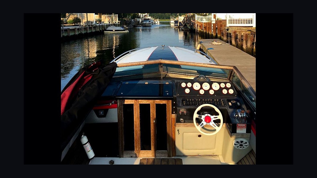 Top 10 Speed Boats 1972 — Best Overall + Best Value — figure 9