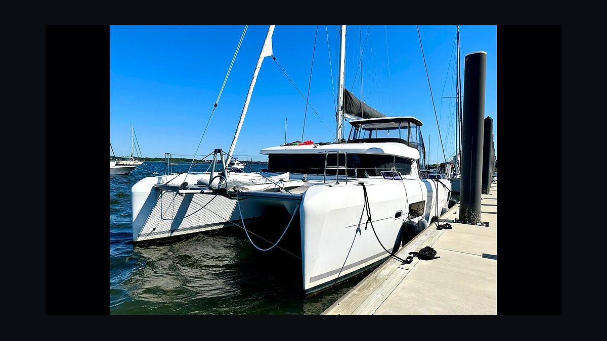 Top 10 Catamarans 2017 — Best Overall + Best Value — figure 5