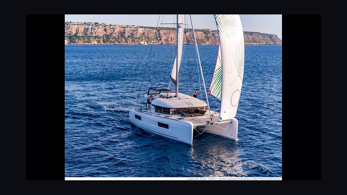 Top 10 Catamarans 2016 — Best Overall + Best Value — figure 9
