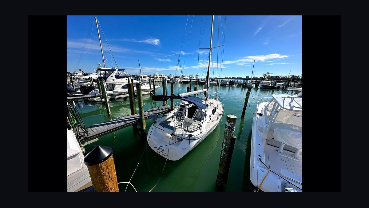 Top 10 Catalina Sailboat Models 2012 — figure 2