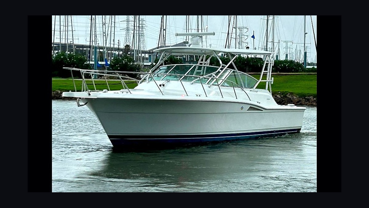 Best Hatteras Yacht Models (Ranked) in 2027 — figure 10