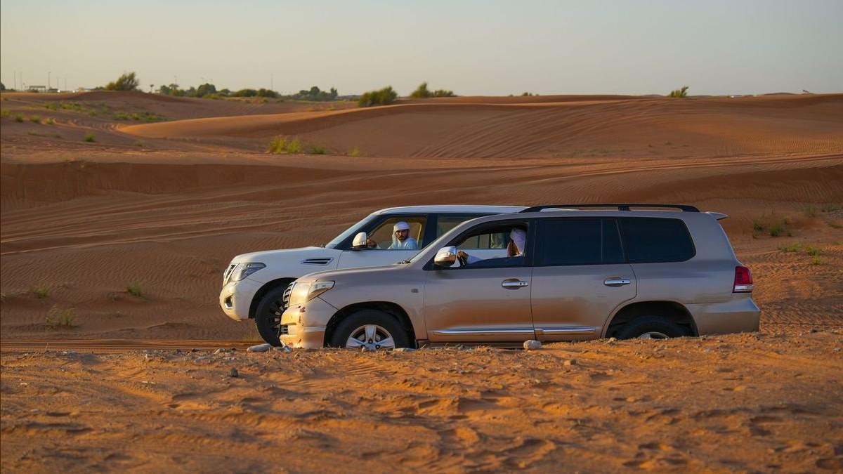 Top 10 Mid-Size SUVs 2025 — Best Overall + Best Value