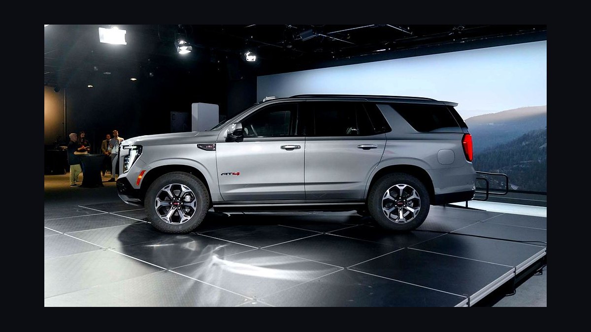 Top 10 Full-Size SUVs 2027 — Best Overall + Best Value
