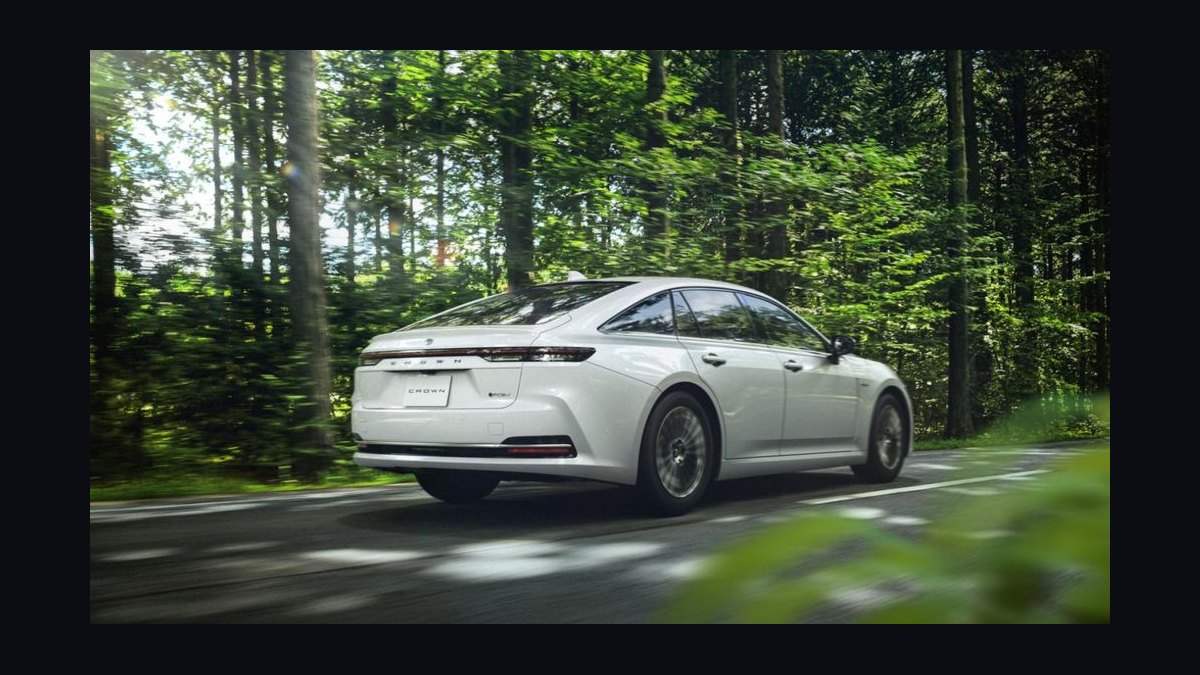 Top 10 Mid-Size Sedans 2027 — Best Overall + Best Value — figure 8