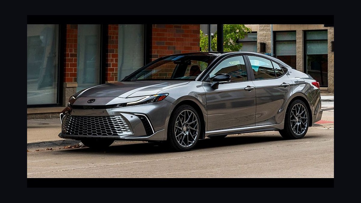 Top 10 Mid-Size Sedans 2026 — Best Overall + Best Value