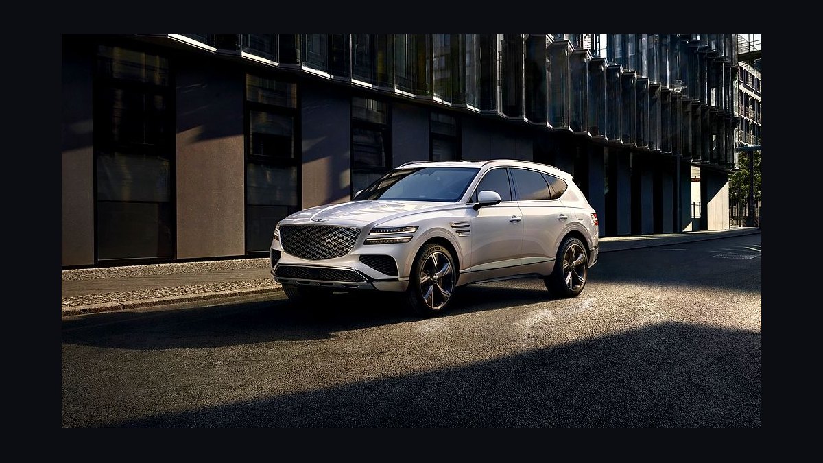 Top 10 Luxury SUVs 2026 — Best Overall + Best Value