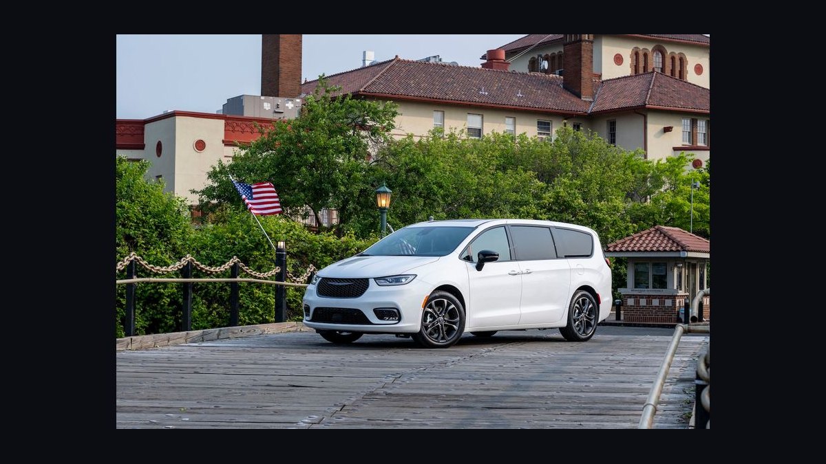 Top 10 Minivans 2027 — Best Overall + Best Value — figure 10