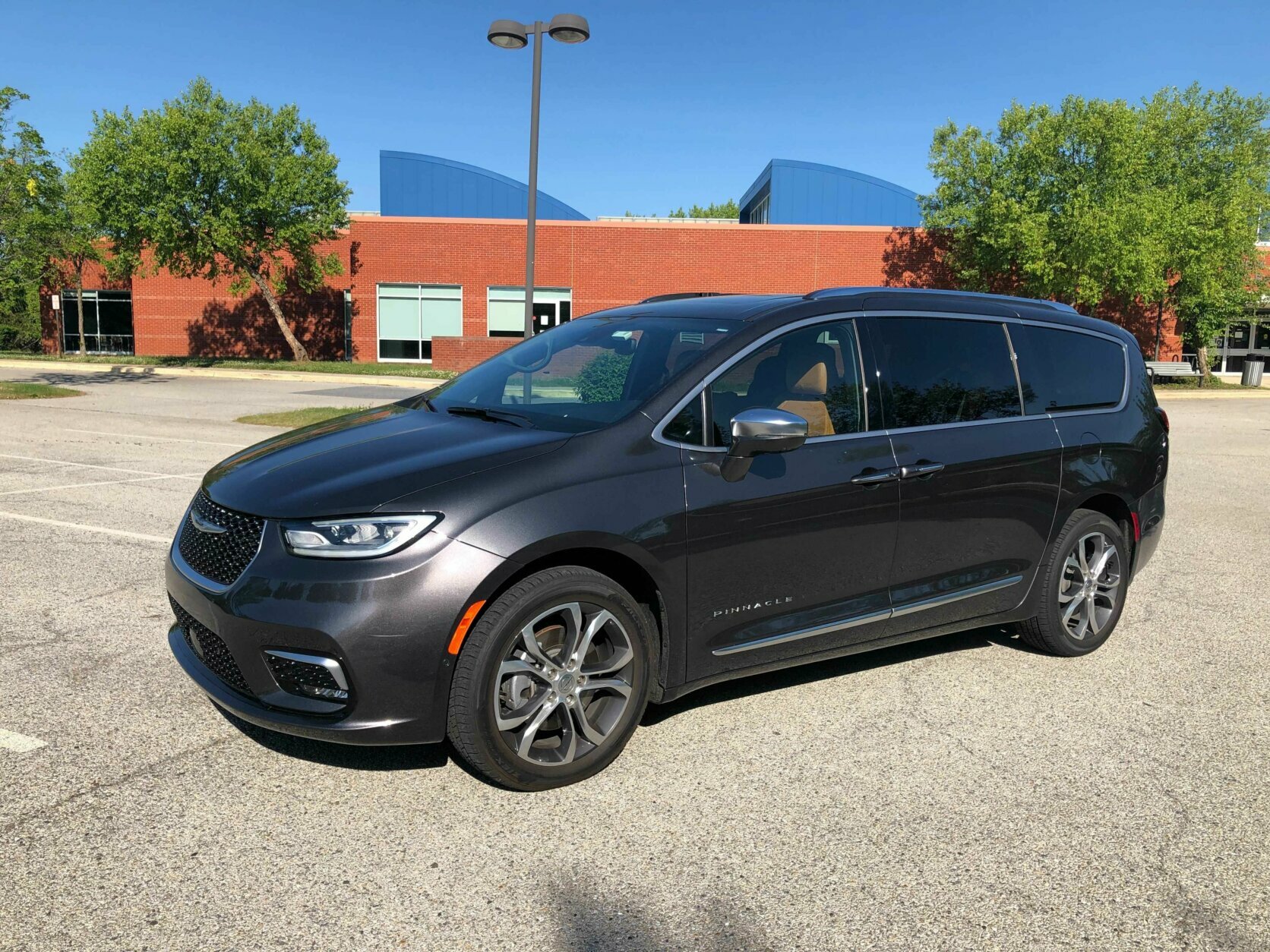 Top 10 Minivans 2026 — Best Overall + Best Value — figure 5