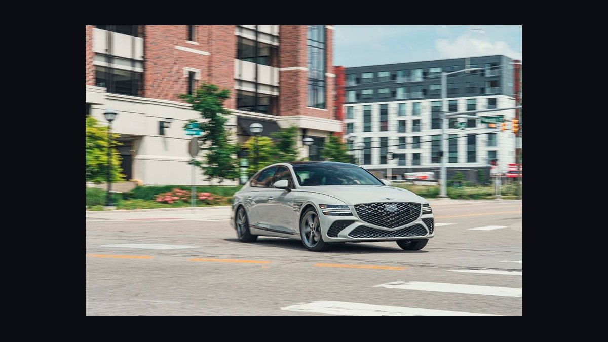 Top 10 Luxury Sedans 2027 — Best Overall + Best Value