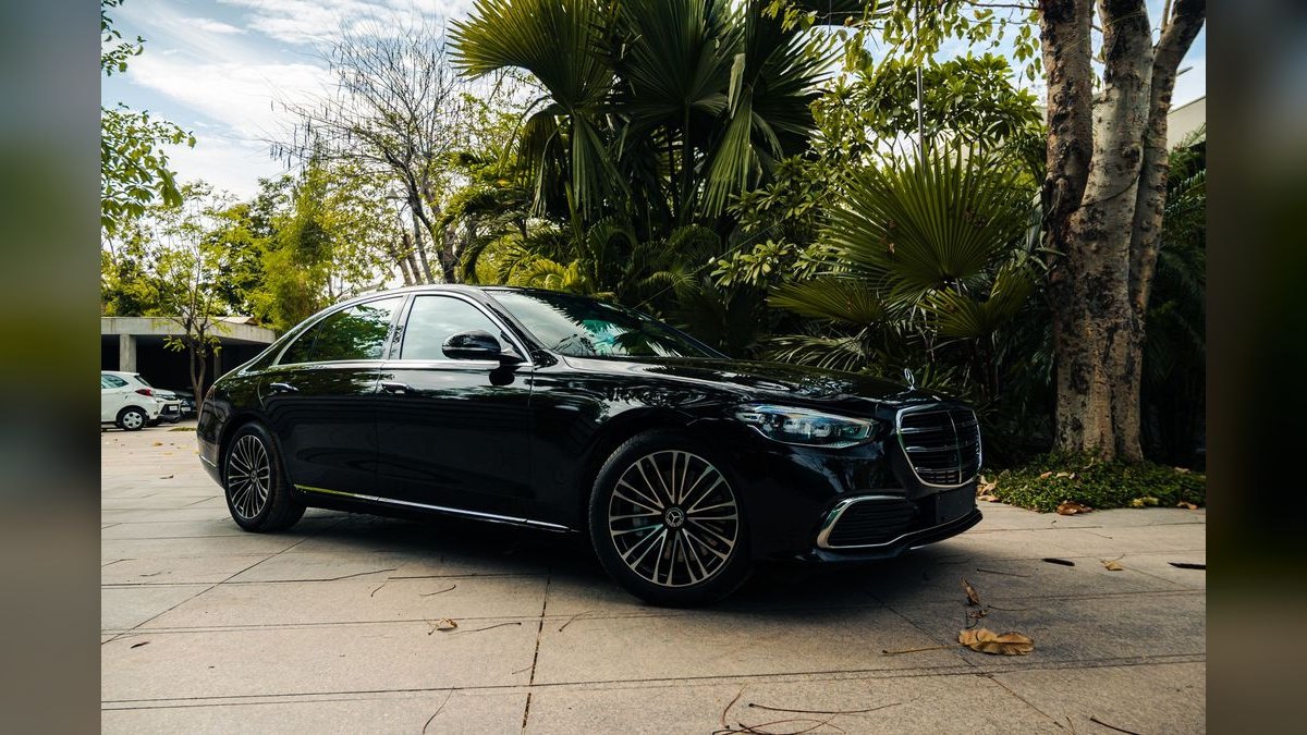 Top 10 Luxury Sedans 2025 — Best Overall + Best Value