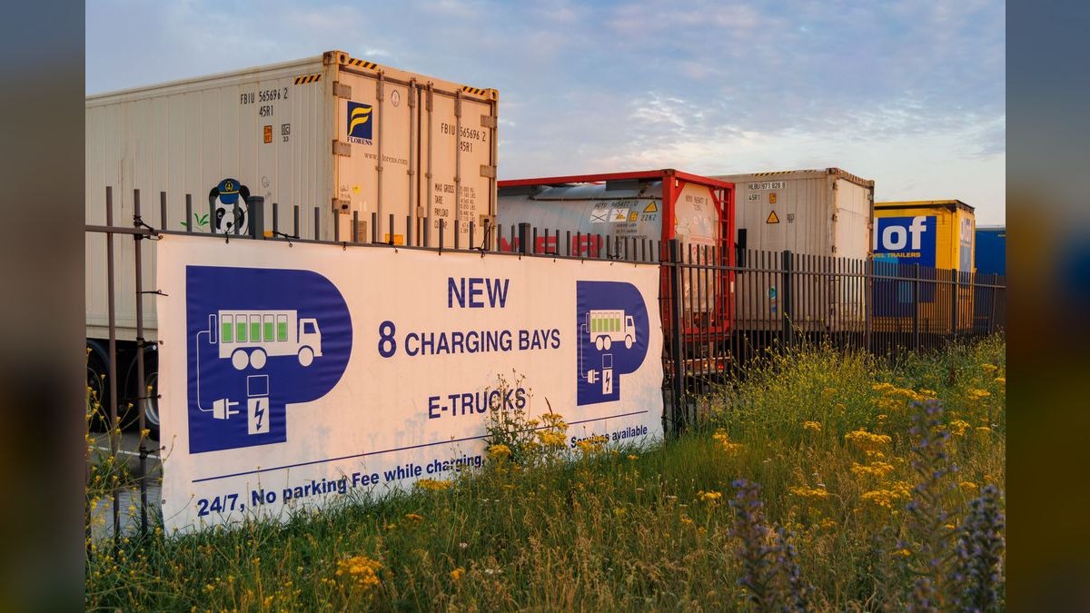Top 10 Electric Trucks 2027 — Best Overall + Best Value