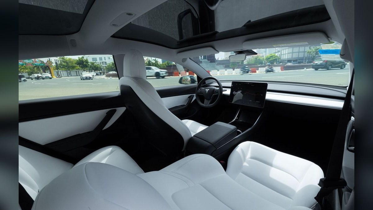 Top 10 Electric Sedans 2027 — Best Overall + Best Value