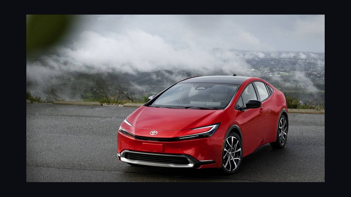 Top 10 Hybrid Sedans 2027 — Best Overall + Best Value — figure 4