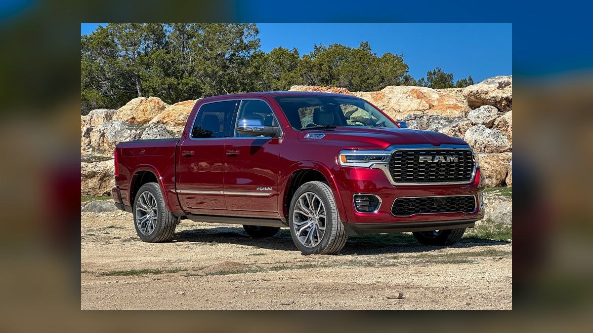 Top 10 Full-Size Pickup Trucks 2024 — Best Overall + Best Value — figure 3