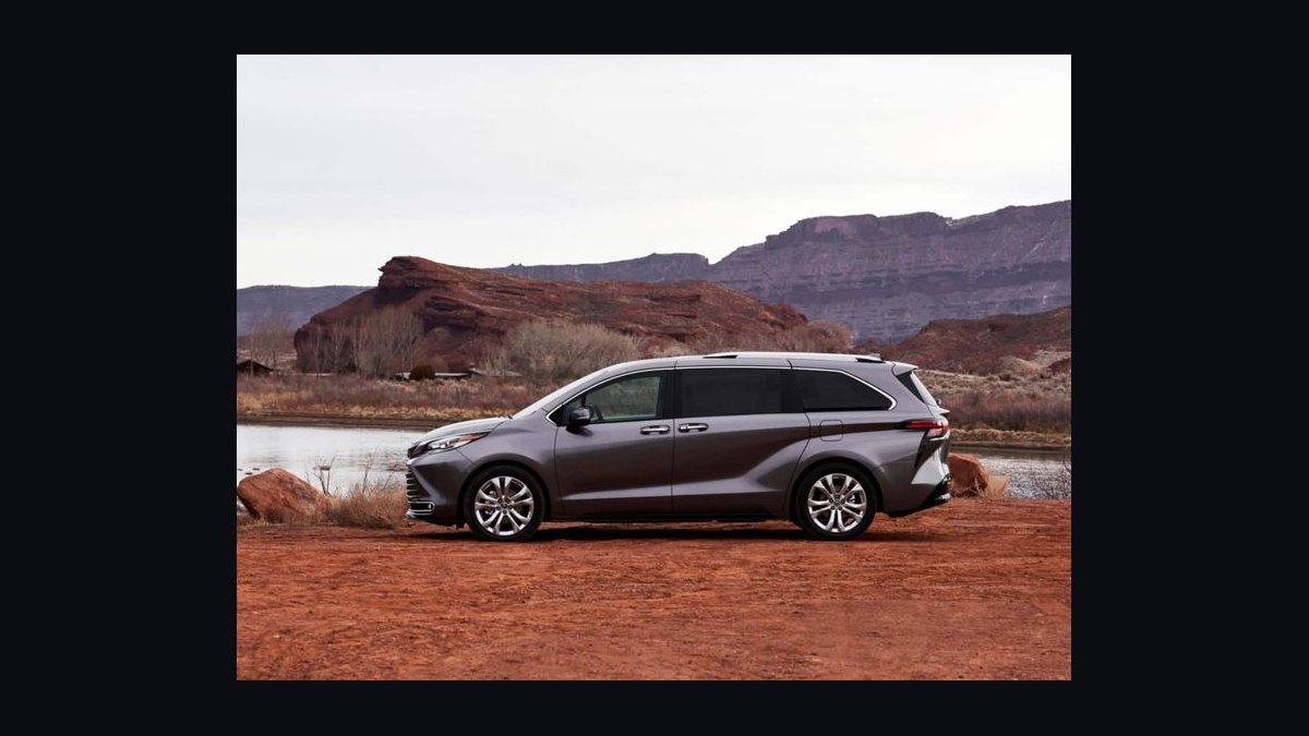 Top 10 Minivans 2024 — Best Overall + Best Value