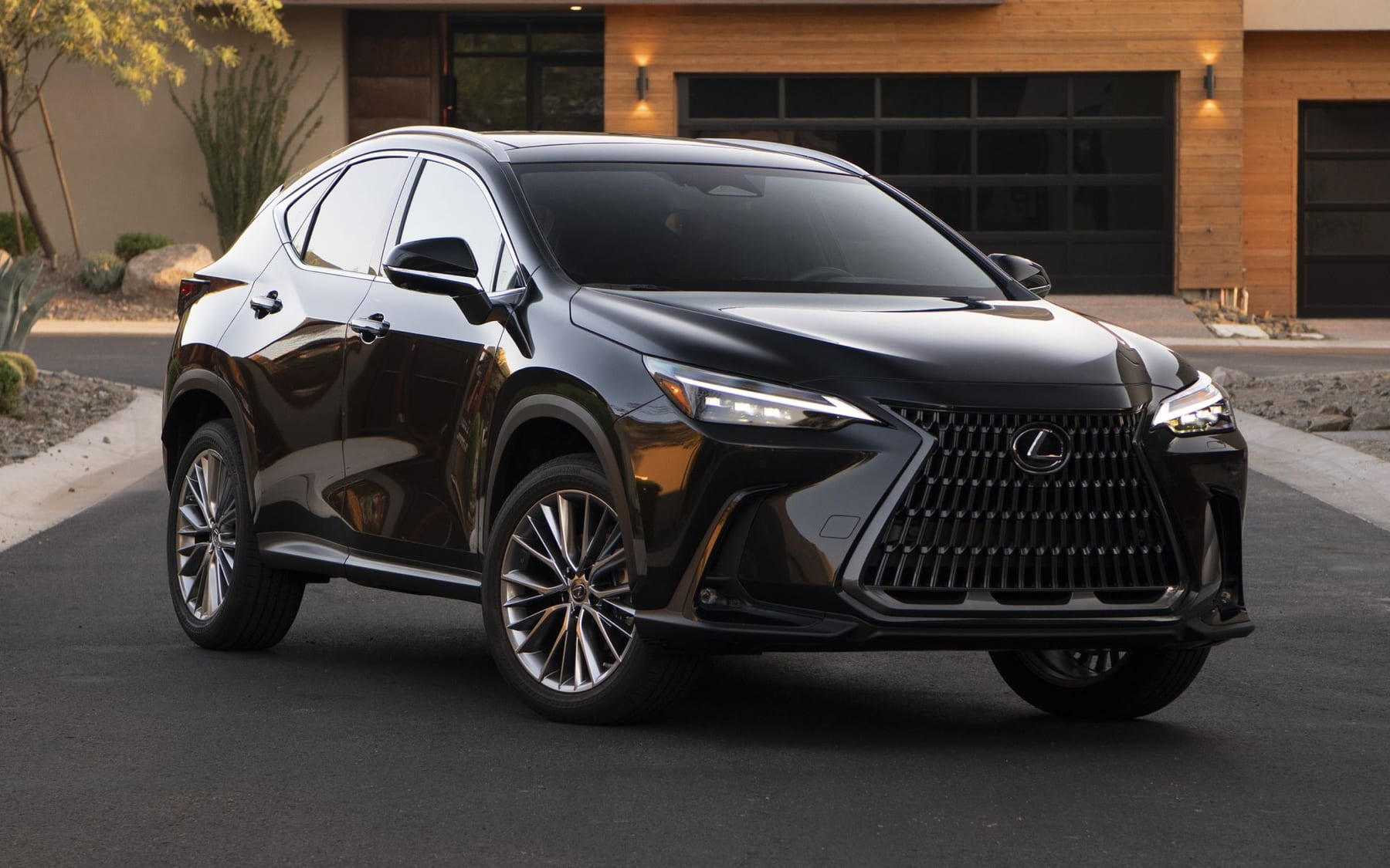 Top 10 Hybrid SUVs 2024 — Best Overall + Best Value — figure 10