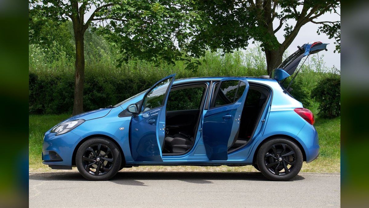 Top 10 Hot Hatchbacks 2024 — Best Overall + Best Value
