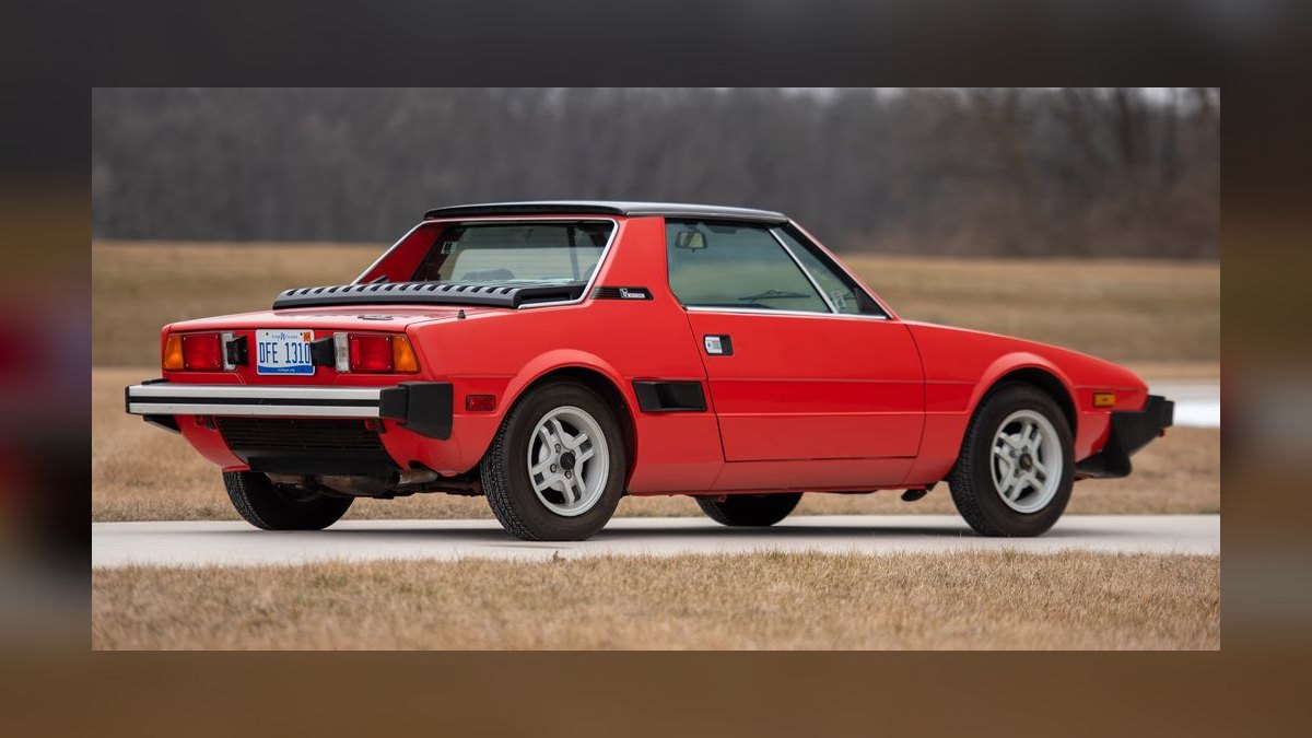 Top 10 Sports Cars 1975 — Best Overall + Best Value — figure 8
