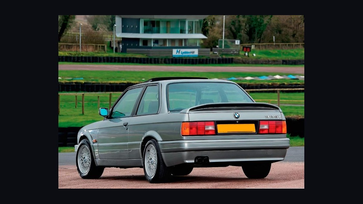 Top 10 Sports Cars 1988 — Best Overall + Best Value