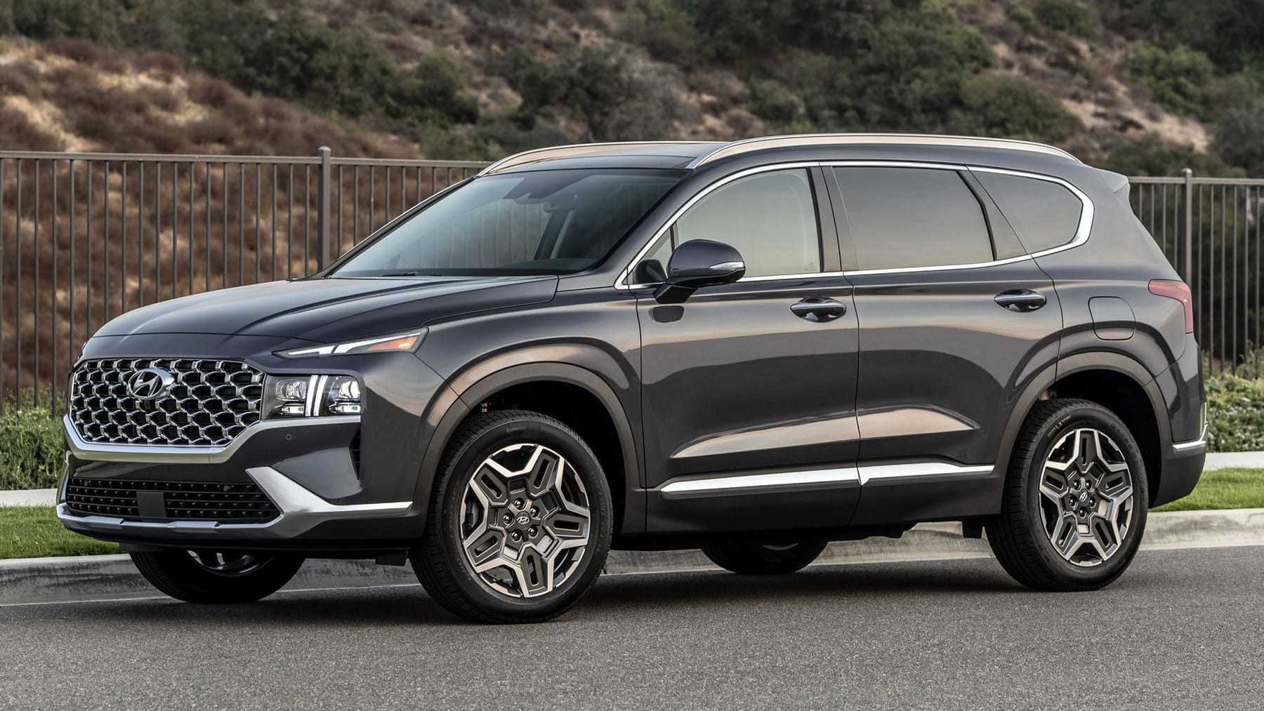 Top 10 Hybrid SUVs 2022 — Best Overall + Best Value — figure 7