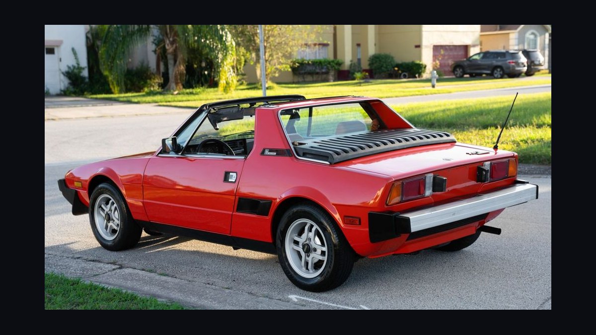 Top 10 Sports Cars 1973 — Best Overall + Best Value — figure 10