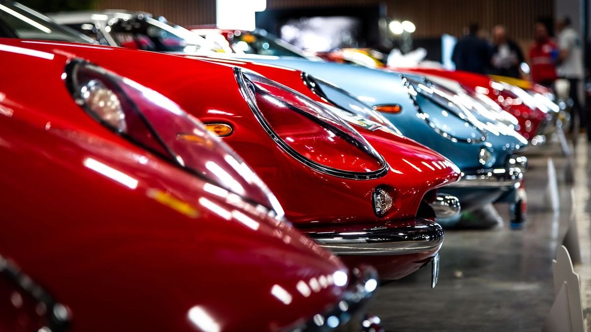 Top 10 Sports Cars 1968 — Best Overall + Best Value — figure 3