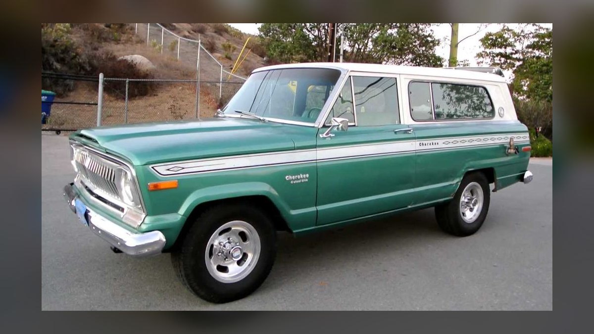 Top 10 SUVs and 4x4s 1975 — Best Overall + Best Value — figure 7