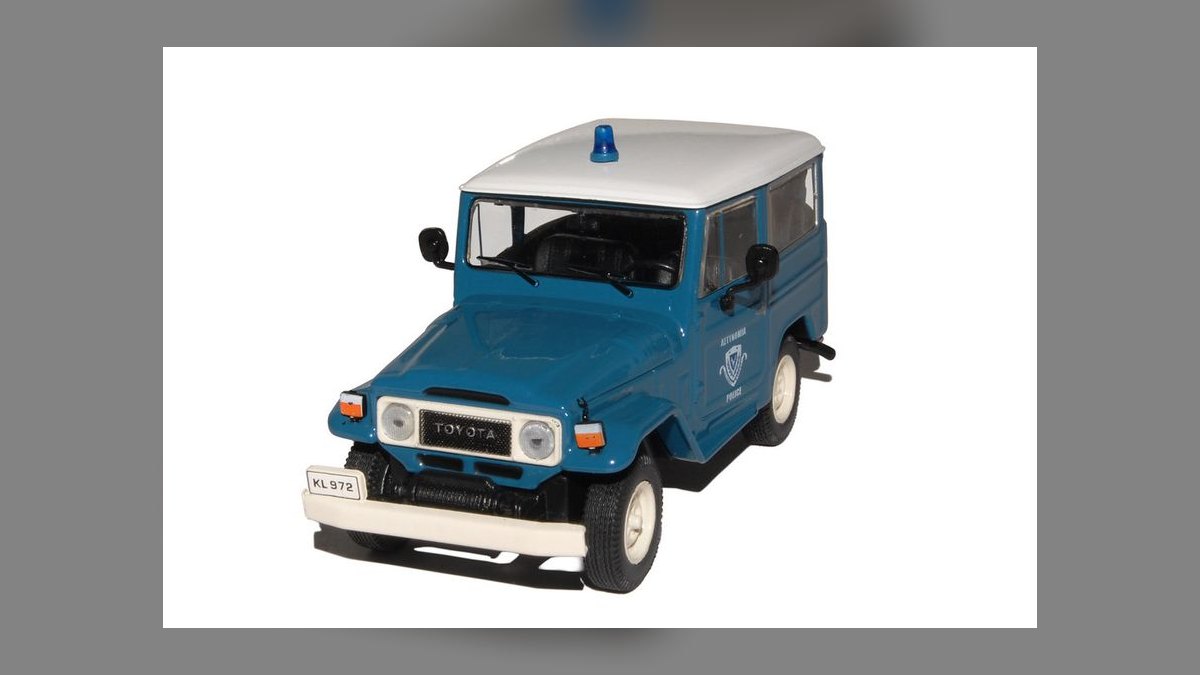 Top 10 SUVs and 4x4s 1975 — Best Overall + Best Value
