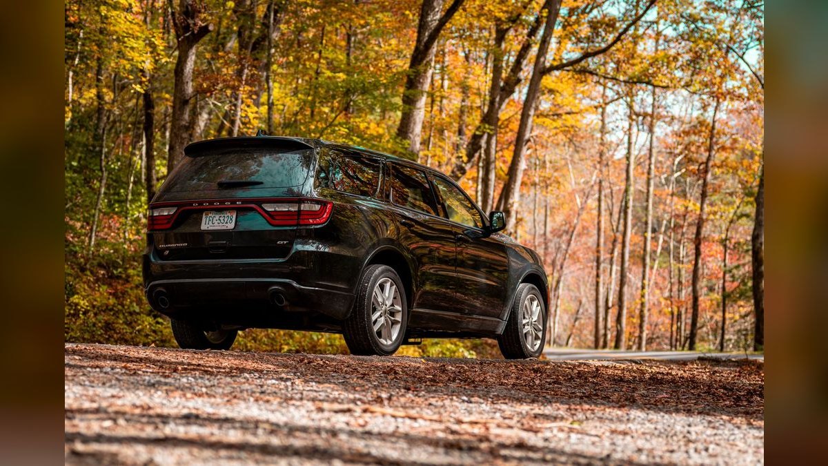 Top 10 Full-Size SUVs 2021 — Best Overall + Best Value — figure 6