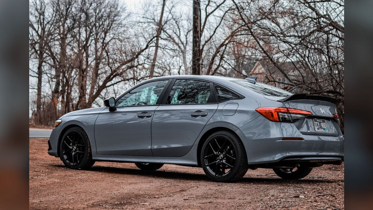 Top 10 Mid-Size Sedans 2021 — Best Overall + Best Value