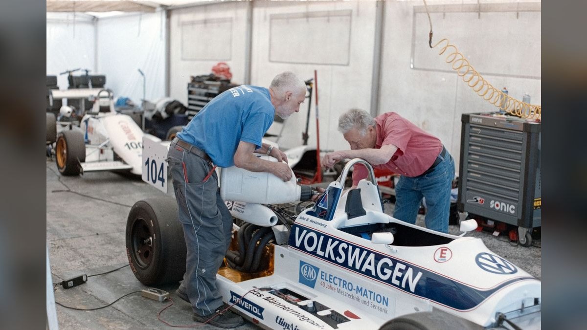 Top 10 Sports Cars 1981 — Best Overall + Best Value — figure 1