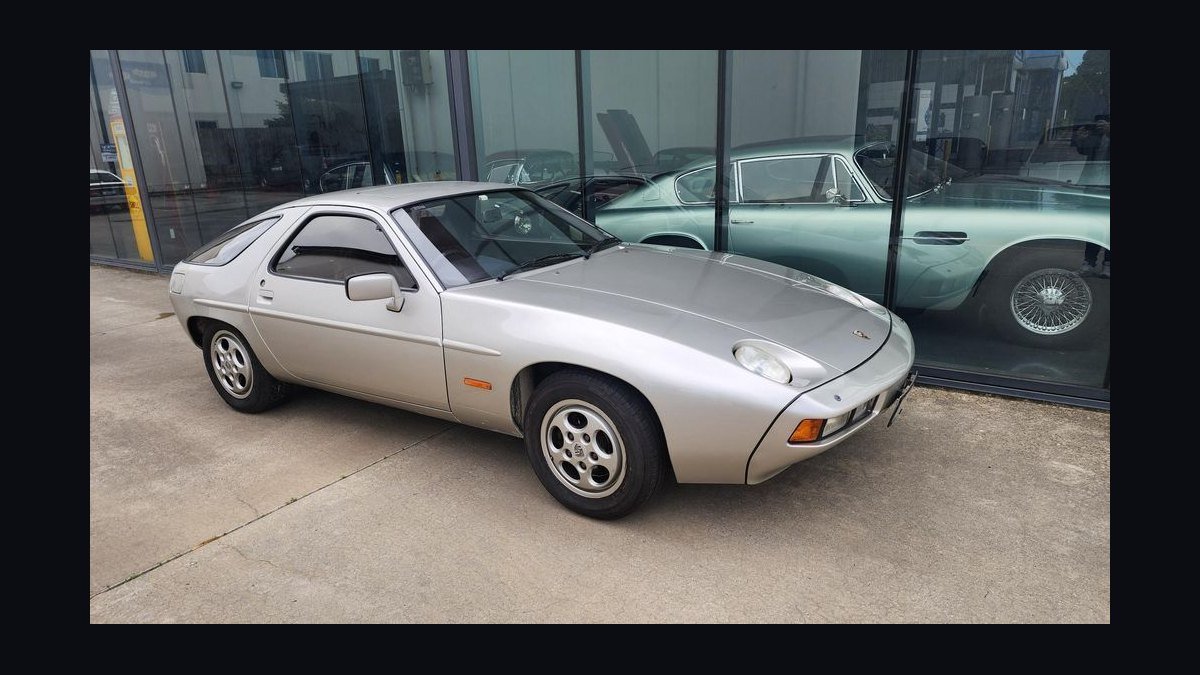 Top 10 Sports Cars 1982 — Best Overall + Best Value — figure 2