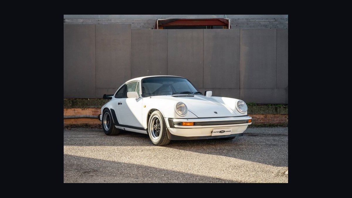 Top 10 Sports Cars 1982 — Best Overall + Best Value
