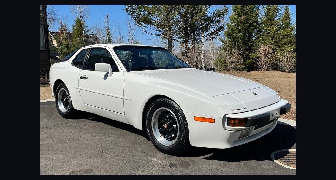 Top 10 Sports Cars 1983 — Best Overall + Best Value