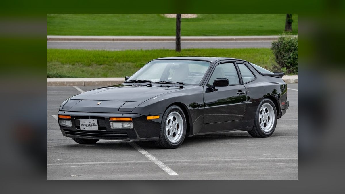 Top 10 Sports Cars 1986 — Best Overall + Best Value