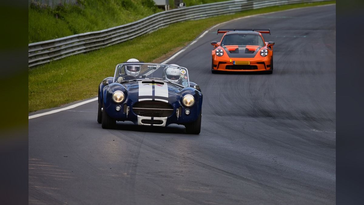 Top 10 Sports Cars 2001 — Best Overall + Best Value — figure 5