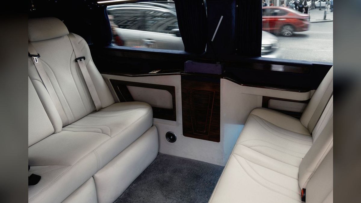 Top 10 Luxury Minivans 2027 — Best Overall + Best Value