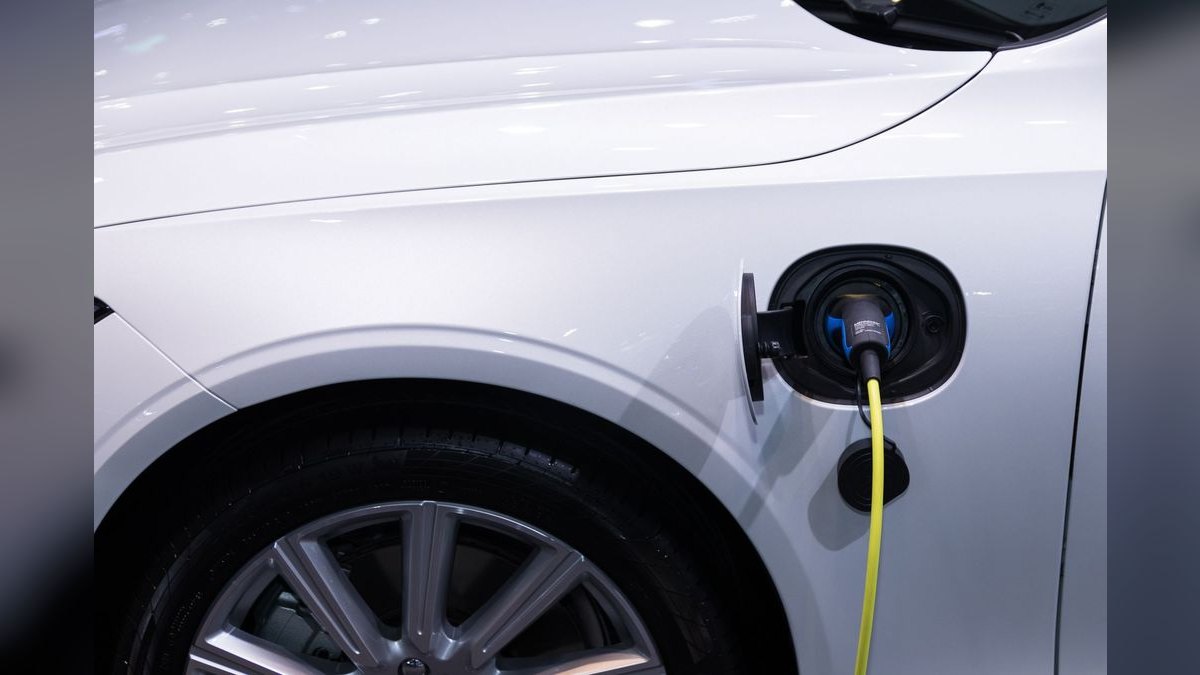 Top 10 Plug-In Hybrids 2026 — Best Overall + Best Value