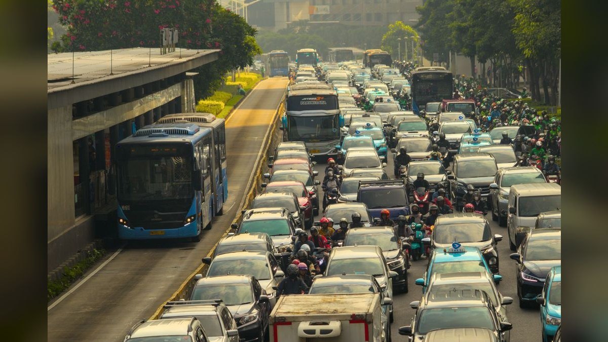 Top 10 Commuter Cars 2026 — Best Overall + Best Value