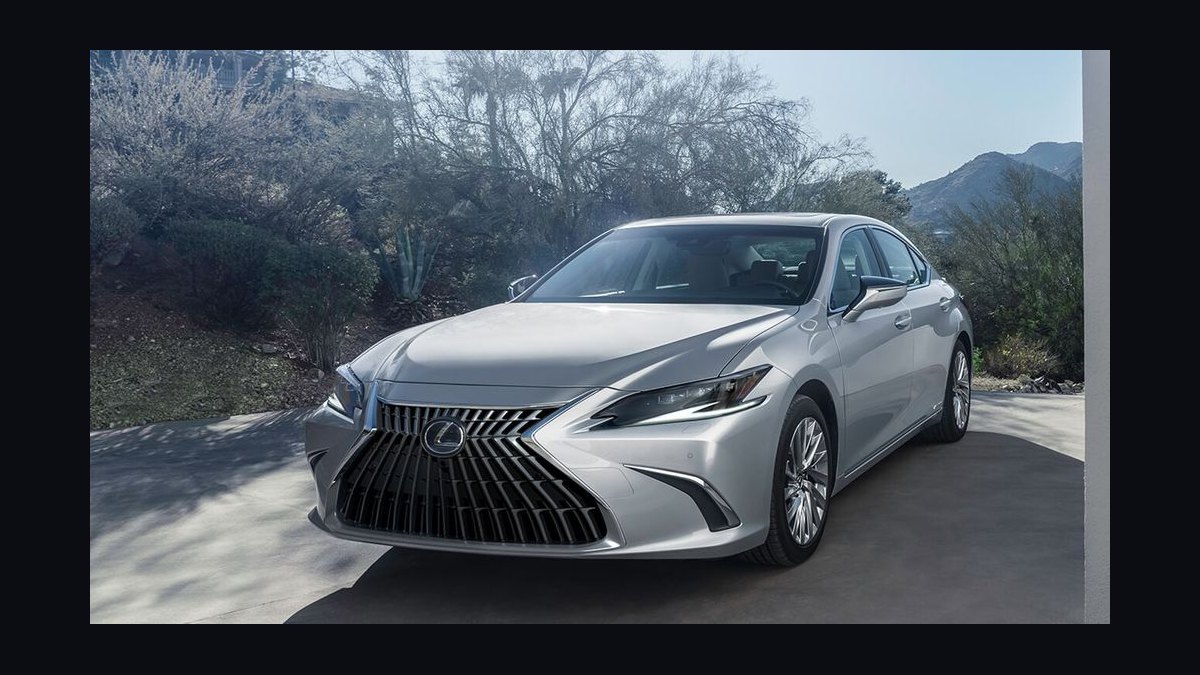 Best Cars for Rideshare Luxury (Uber Black) in 2027